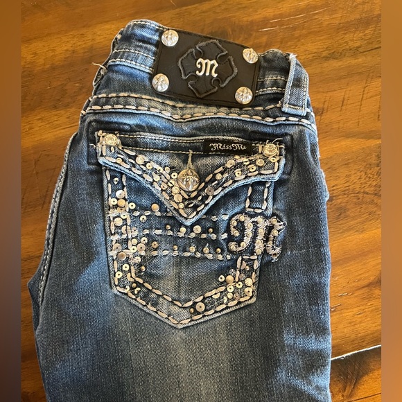 Miss Me Denim - Picture 2 of 5